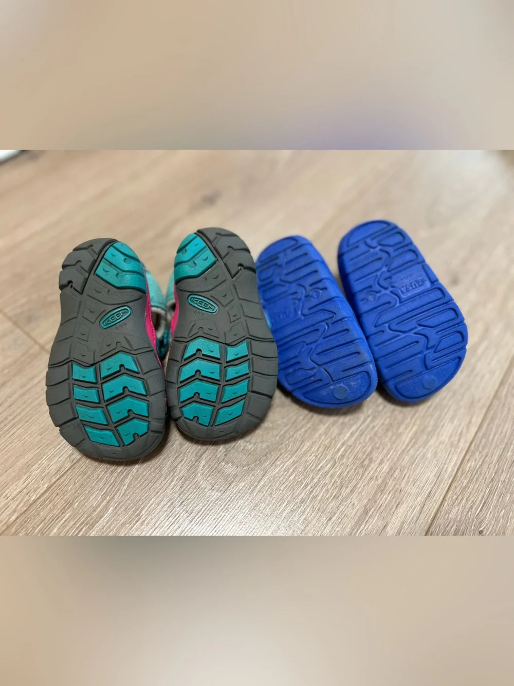 Keen Baby Girl Sandal Bundle Size 4/5